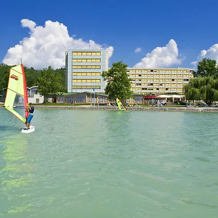 Holiday Balaton H623.2 טיהאני